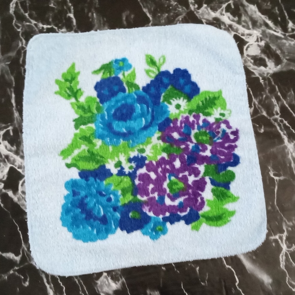 Cannon Vintage Wash Cloth Terry Blue Purple Green Floral Washcloth - Picture 4 of 8